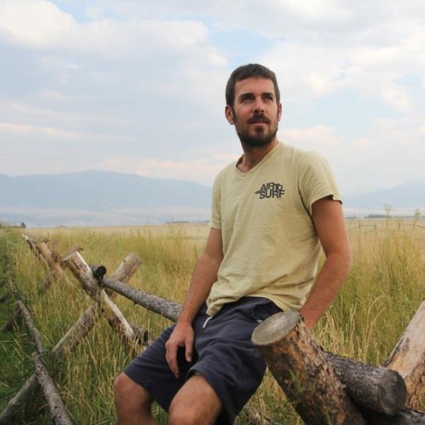 Yahav Winner - Israeli filmmaker found dead after saving family amid Hamas attack