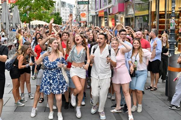 Fans of Taylor Swift gather in the streets of Vienna following the cancellation of three Taylor Swift co<em></em>ncerts at Ernst Happel stadium. 