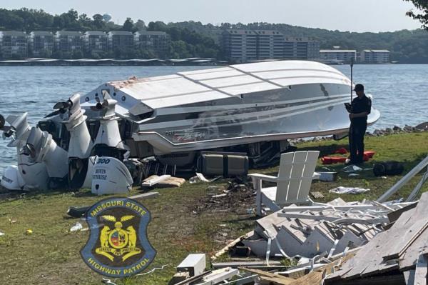 All eight passengers o<em></em>nboard were ejected were ejected after the crash.