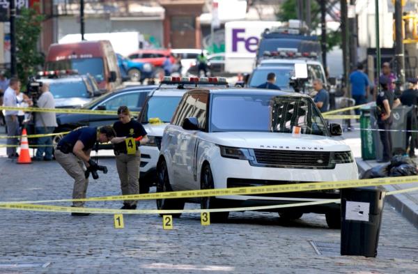 The man was shot in the right thigh on Greene Street near Broome Street – just outside the men’s luxury fashion store Stone Island – around 5:15 a.m., authorities said. 