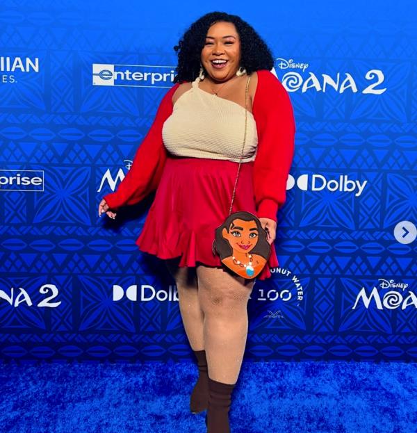 Brown recently went to the premiere for “Moana 2.”</p>

<p>　　