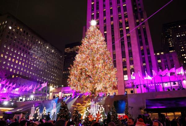 The 92nd annual Rockefeller Center Christmas Tree lighting ceremony happened Dec. 4, 2024.</p>

<p>　　