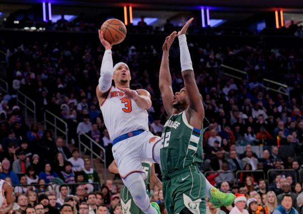 Josh Hart reacted to the Knicks-Raptors trade of Immanuel Quickley and RJ Barrett on X.