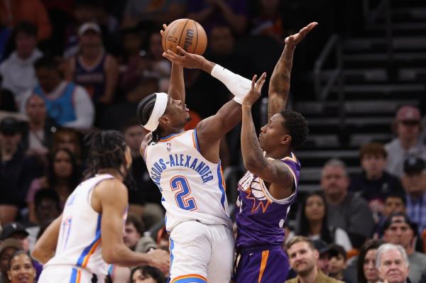 Shai Gilgeous-Alexander #2 of the Oklahoma City Thunder.