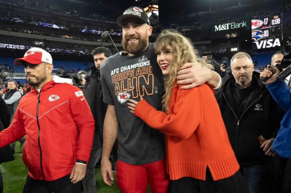 Travis Kelce walks with Taylor Swift following the AFC Champio<em></em>nship NFL football game between the Baltimore Ravens and the Kansas City Chiefs, on Jan. 28 in Baltimore.