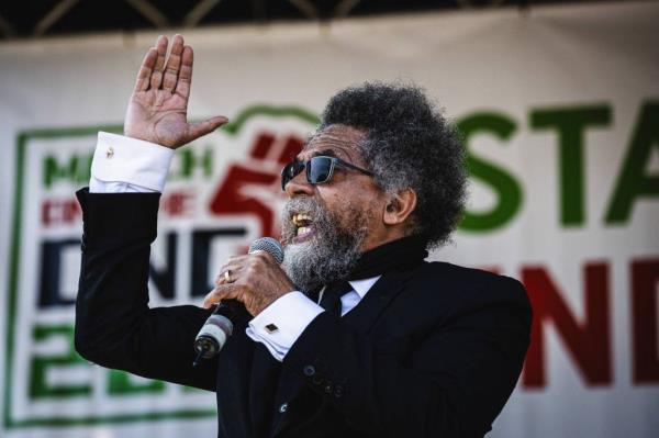 Cornel West addressing activists of the Palestine group at a March on the DNC rally in downtown Chicago, 19 August 2024.