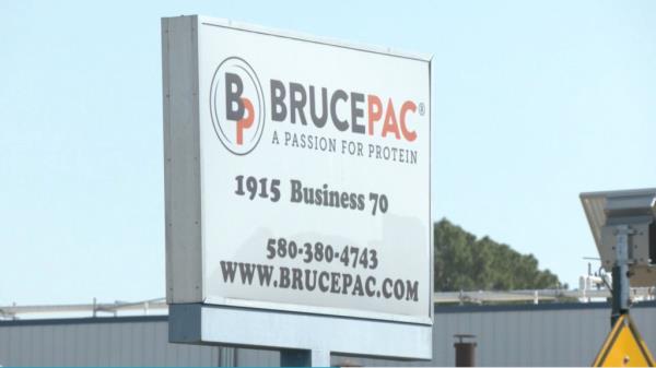 Sign with a telephone number in front of BrucePac's Durant facility, which has recalled 11.7 million pounds of meat due to potential listeria contamination.
