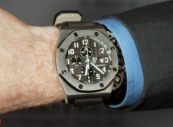 Schwarzenegger's reps co<em></em>nfirmed that the watch — which sells for thousands of dollars o<em></em>nline — will most likely still be sold at the Schwarzenegger Climate Initiative charity auction in Kitzbuhel on Thursday.