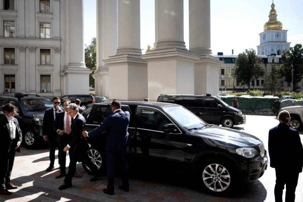 US Secretary of State Antony Bl<em></em>inken arrives at the Ministry of Foreign Affairs.