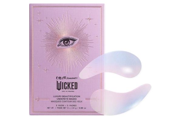 A package of eye patches