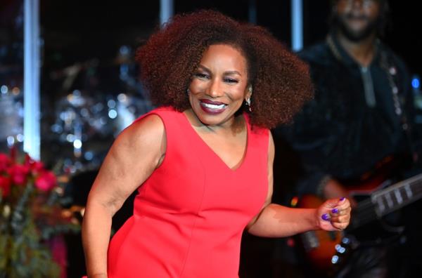 Stephanie Mills