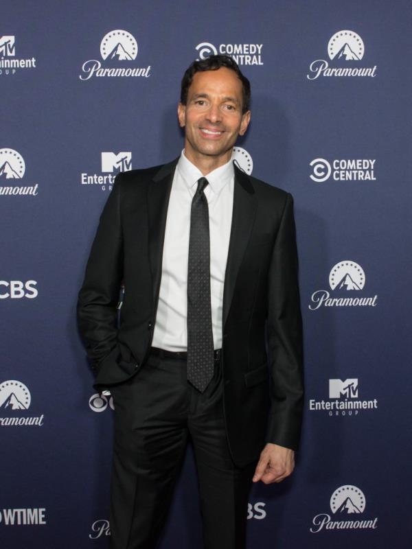 Insiders claim that CBS CEO George Cheeks and other higher-ups are</p>

<p>　　reluctant to clamp down on a diverse female executive.