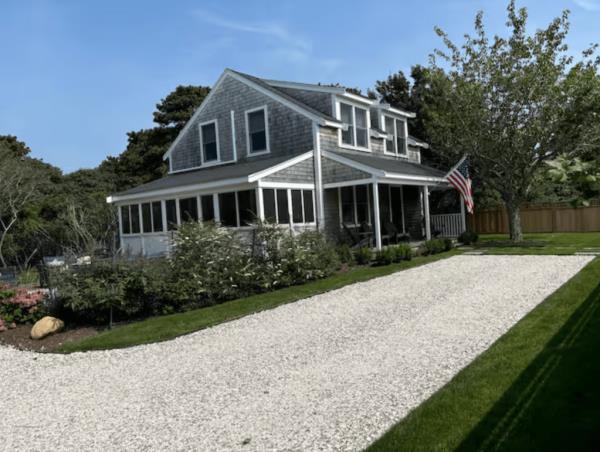 Airbnb host Edith Stone Lentini claimed she received a 