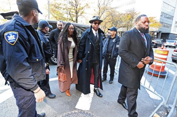 majors and meagan good outside court