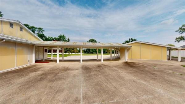 lexan house maumee ohio