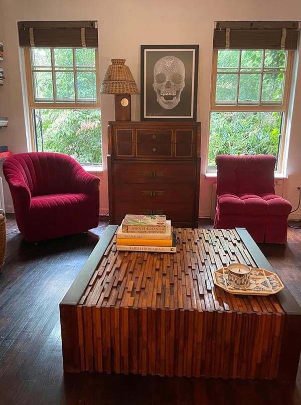 The townhouse comes with green views 