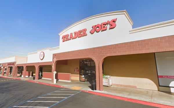 Police are warning shoppers to not leave their purses or wallets unattended due to recent thefts. 