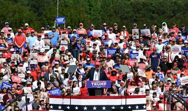 Former US President and Republican presidential candidate Do<em></em>nald Trump speaks during a campaign rally at the Historic Greenbrier Farms in Chesapeake, Virginia, on July 28, 2024.