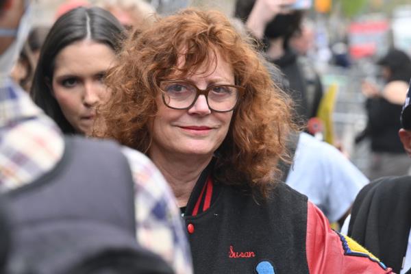 Susan Sarandon at a protest at Columbia University on April 19, 2024