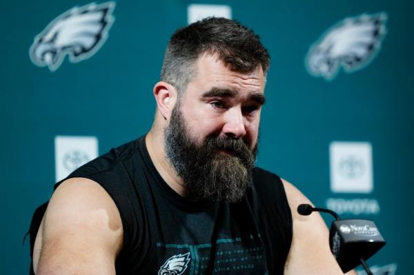 Eagles' Jason Kelce speaks during an NFL football press co<em></em>nference announcing his retirement