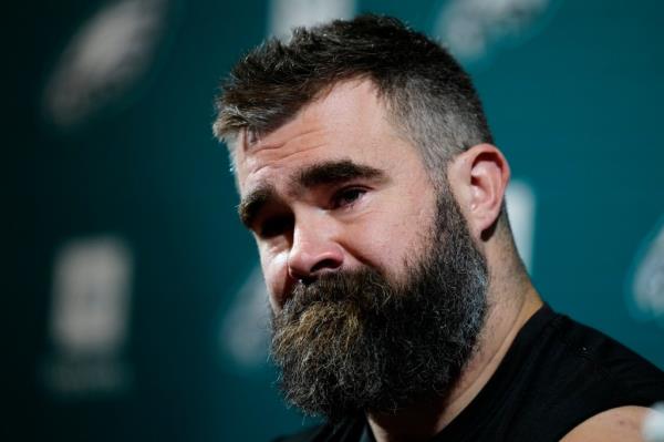Eagles' Jason Kelce speaks during an NFL football press co<em></em>nference announcing his retirement