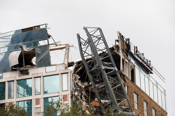 A view shows a collapsed co<em></em>nstruction crane that fell on the building that also hosts the offices of the Tampa Bay Times