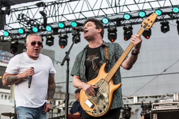 Steve Harwell and  Paul De Lisle in Long Beach, California in 2017.