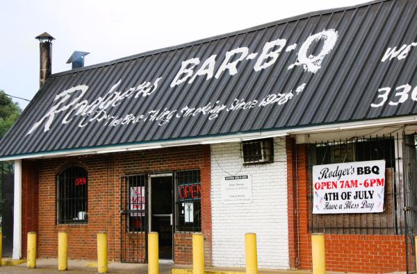 Rodgers Bar-B-Q in Mobile bills itself as 