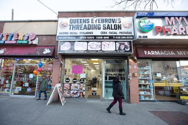 Queens Eyebrows threading salon