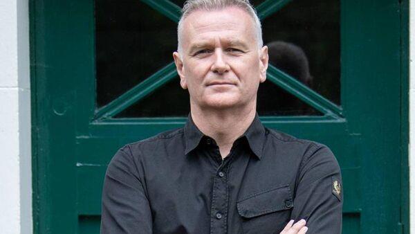 Dear Dáithí: We don't like my brother's new girlfriend - she doesn't fit in with the family